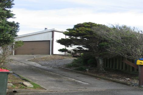 Photo of property in 55 Baylands Drive, Newlands, Wellington, 6037