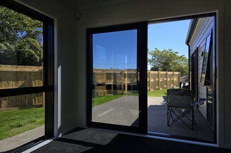 Photo of property in 19 Rotoiti Place, Paraparaumu, 5032