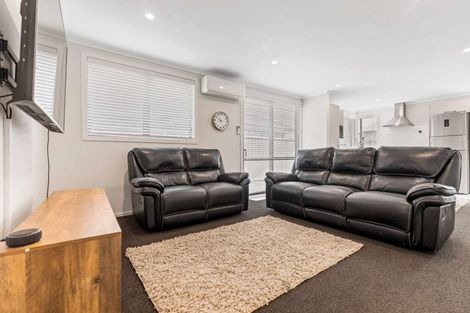 Photo of property in 3 Faber Place, Rototuna North, Hamilton, 3210