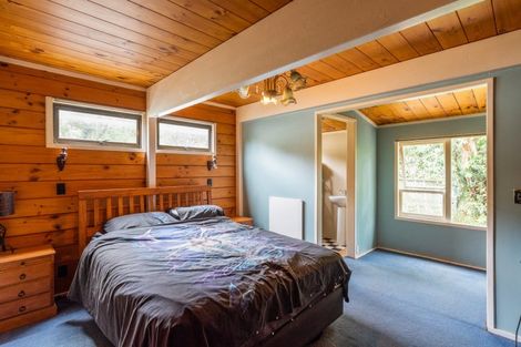 Photo of property in 1 Kew Grove, Raumati Beach, Paraparaumu, 5032