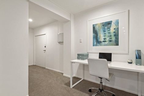 Photo of property in 473 Beach Road, Murrays Bay, Auckland, 0630