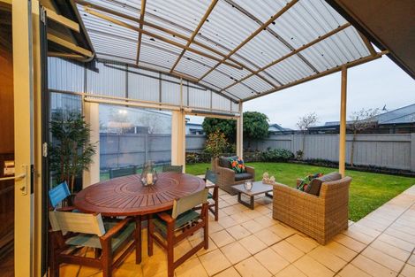 Photo of property in 3 Rodeo Drive, Kelvin Grove, Palmerston North, 4414