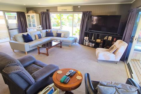 Photo of property in 111 Kelly Jade Avenue, Matarangi, Whitianga, 3592