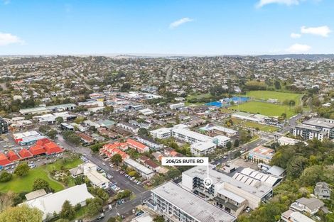 Photo of property in 206/25 Bute Road, Browns Bay, Auckland, 0630