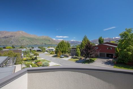 Photo of property in 10 Mulberry Lane, Wanaka, 9305