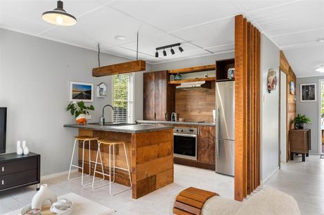 Photo of property in 309 Hetherington Road, Whangamata, 3620