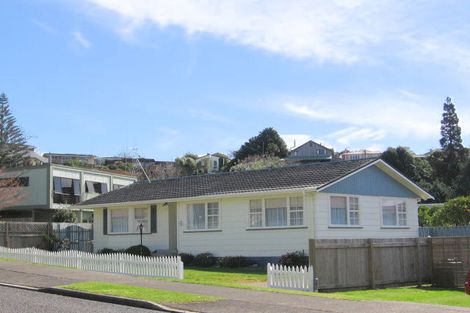 Photo of property in 94 Hinewa Road, Otumoetai, Tauranga, 3110