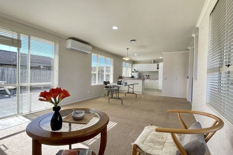 Photo of property in 41 Fernbrook Close, Burswood, Auckland, 2013