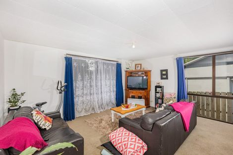 Photo of property in 2/63 Hindmarsh Street, Henderson, Auckland, 0612