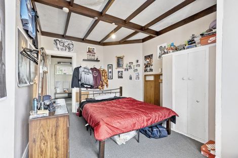 Photo of property in 64 Lyndhurst Street, Takaro, Palmerston North, 4412