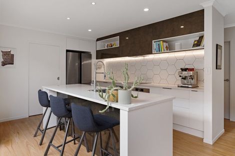 Photo of property in 9 Lakeview Quay, Pyes Pa, Tauranga, 3112