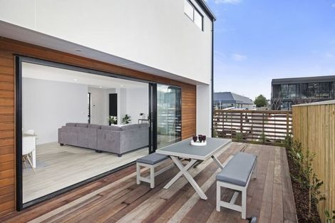 Photo of property in 1/196 Peterborough Street, Christchurch Central, Christchurch, 8013