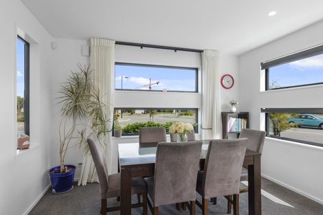 Photo of property in 24 Grey Way, Russley, Christchurch, 8042