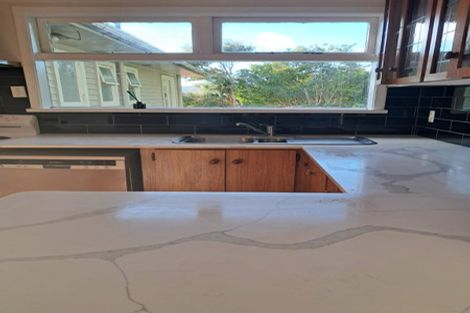 Photo of property in 107 Parkvale Road, Karori, Wellington, 6012