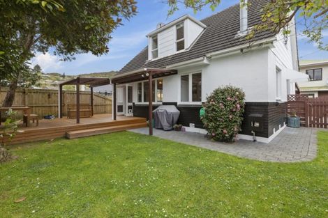 Photo of property in 1/366a Waiwhetu Road, Fairfield, Lower Hutt, 5011
