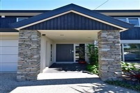 Photo of property in 2/91 Aberdeen Road, Castor Bay, Auckland, 0620