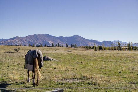 Photo of property in 182 Stevenson Road, Wanaka, 9382