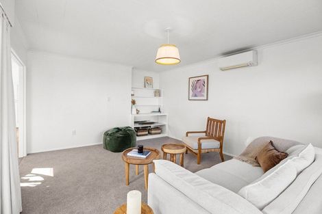 Photo of property in 109 Govett Avenue, Frankleigh Park, New Plymouth, 4310