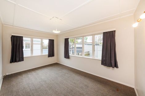 Photo of property in 17 Webb Street, Terrace End, Palmerston North, 4410