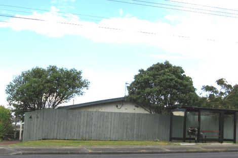 Photo of property in 1/51 Deep Creek Road, Waiake, Auckland, 0630