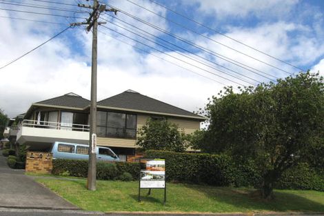 Photo of property in 2/30 Rangitoto Terrace, Milford, Auckland, 0620