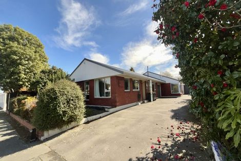 Photo of property in 1/25 Grahams Road, Ilam, Christchurch, 8041