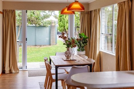 Photo of property in 120 Alexander Road, Raumati Beach, Paraparaumu, 5032