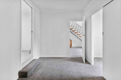 Photo of property in 3/120 Titirangi Road, New Lynn, Auckland, 0600