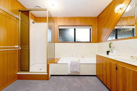 Photo of property in 65 Rhinevale Close, Henderson, Auckland, 0612