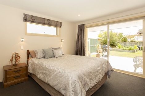 Photo of property in 10 Thomson Street, Tinwald, Ashburton, 7700