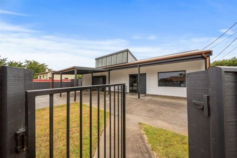 Photo of property in 65 Dixon Avenue, Hawera, 4610