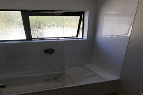 Photo of property in 2/127 Bucklands Beach Road, Bucklands Beach, Auckland, 2012