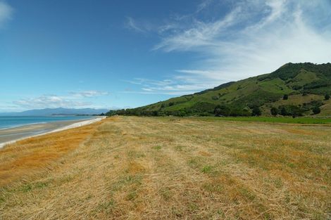 Photo of property in 1060 Collingwood-puponga Main Road, Pakawau, Collingwood, 7073