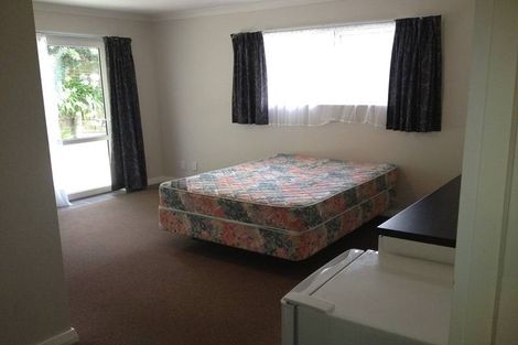 Photo of property in 10 Clare Place, Pirimai, Napier, 4112