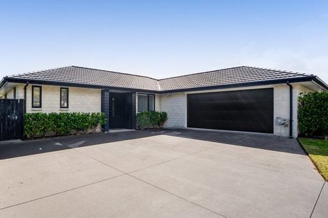 Photo of property in 60 Magnolia Drive, Westown, New Plymouth, 4310