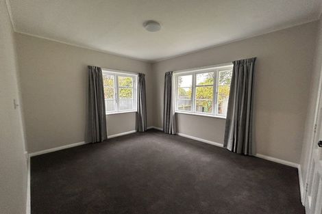 Photo of property in 30 Savage Crescent, West End, Palmerston North, 4412