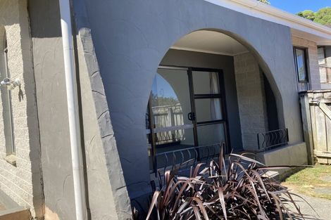 Photo of property in 28 Mamaku Street, Paraparaumu, 5032