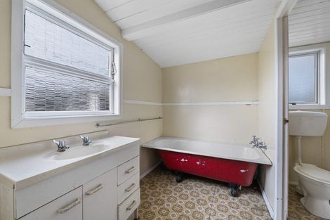 Photo of property in 7 London Street, Eltham, 4322