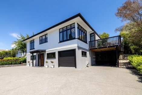 Photo of property in 14 Simla Avenue, Havelock North, 4130