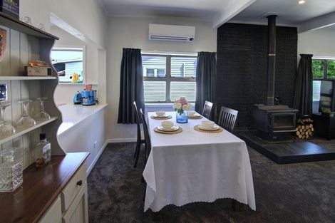 Photo of property in 25 Clifton Avenue, Carterton, 5713