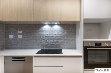 Photo of property in 31 Kuaha Road, Massey, Auckland, 0614