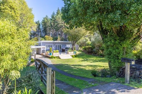 Photo of property in 12 Te Herekiekie Street, Turangi, 3334