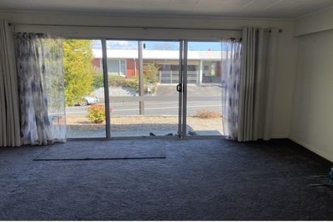 Photo of property in 1a Ruamahanga Crescent, Terrace End, Palmerston North, 4410