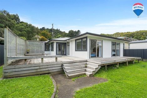 Photo of property in 88 Thomas Street, Stokes Valley, Lower Hutt, 5019