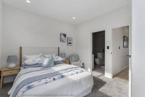 Photo of property in 12 Taukahiwi Road, Pukekohe, 2120