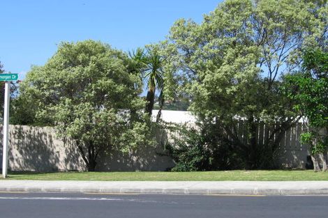 Photo of property in 104 Glamorgan Drive, Torbay, Auckland, 0630