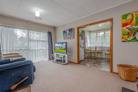 Photo of property in 49 Tararua Street, Pahiatua, 4910