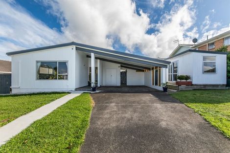 Photo of property in 4 Galvan Avenue, Sunnyhills, Auckland, 2010