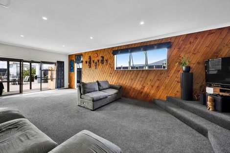 Photo of property in 22 Fantham Street, Hawera, 4610