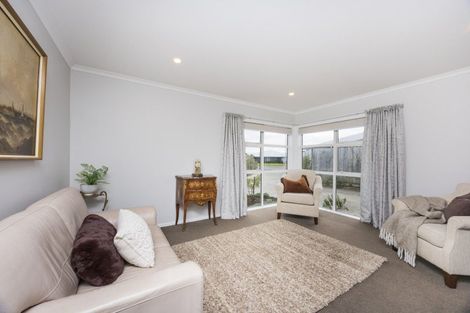 Photo of property in 18 Accolade Street, Maewa, Feilding, 4702